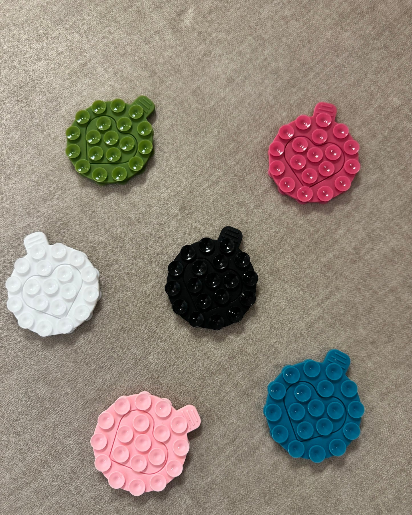 Heart Suction Phone Mount