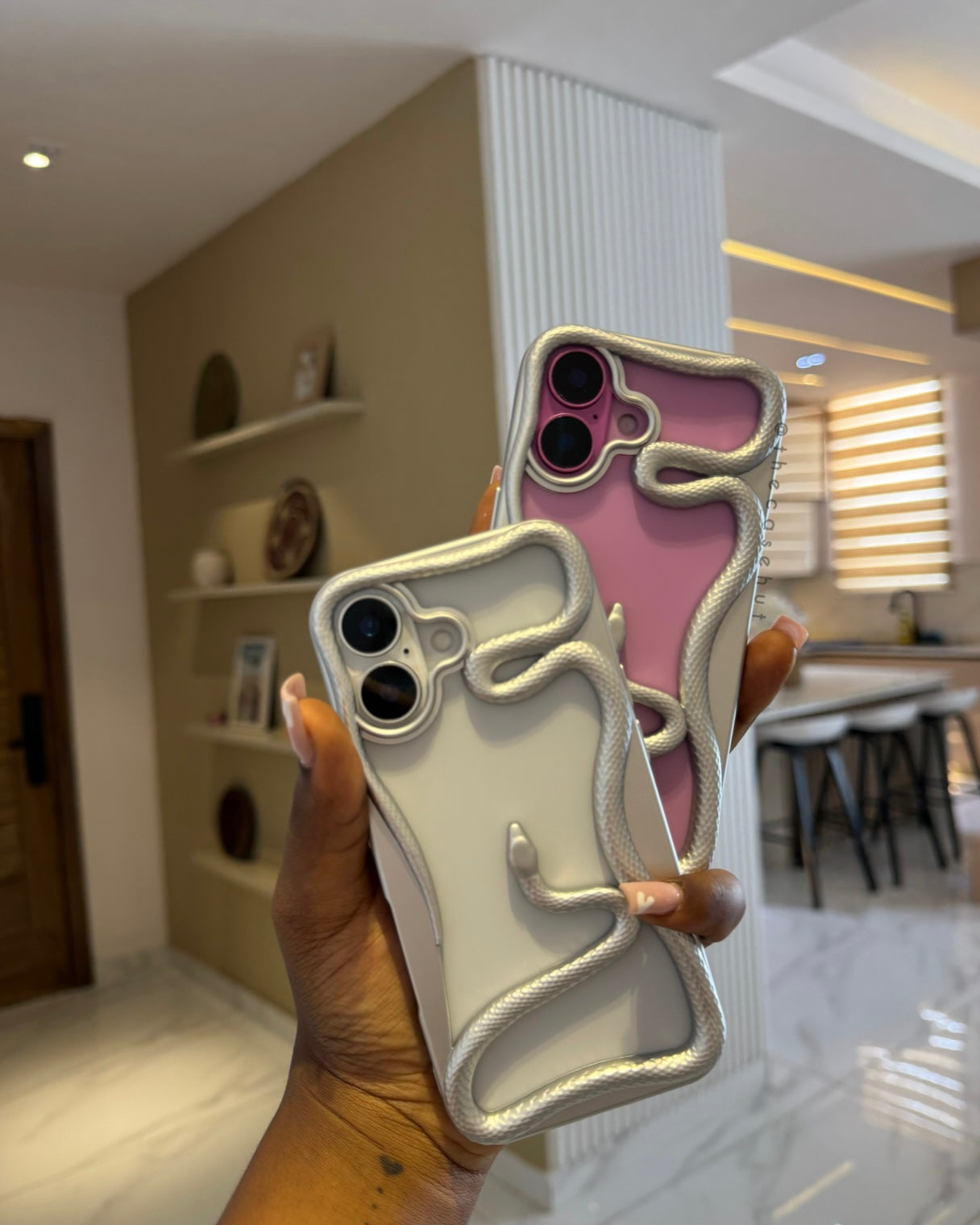 Silver Venom Hollow Case