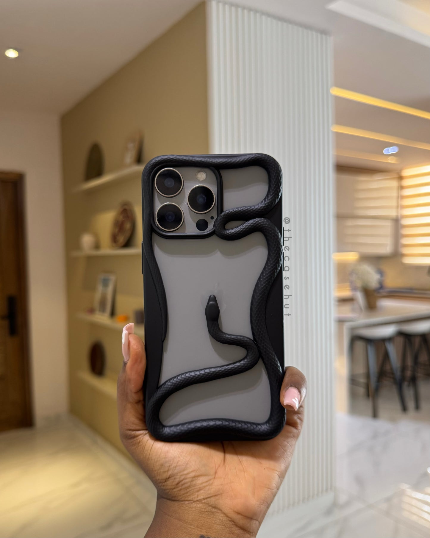 Black Venom Hollow Case