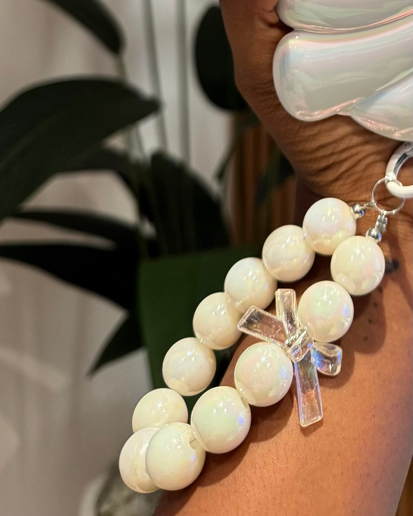 White Chrome Shell Case