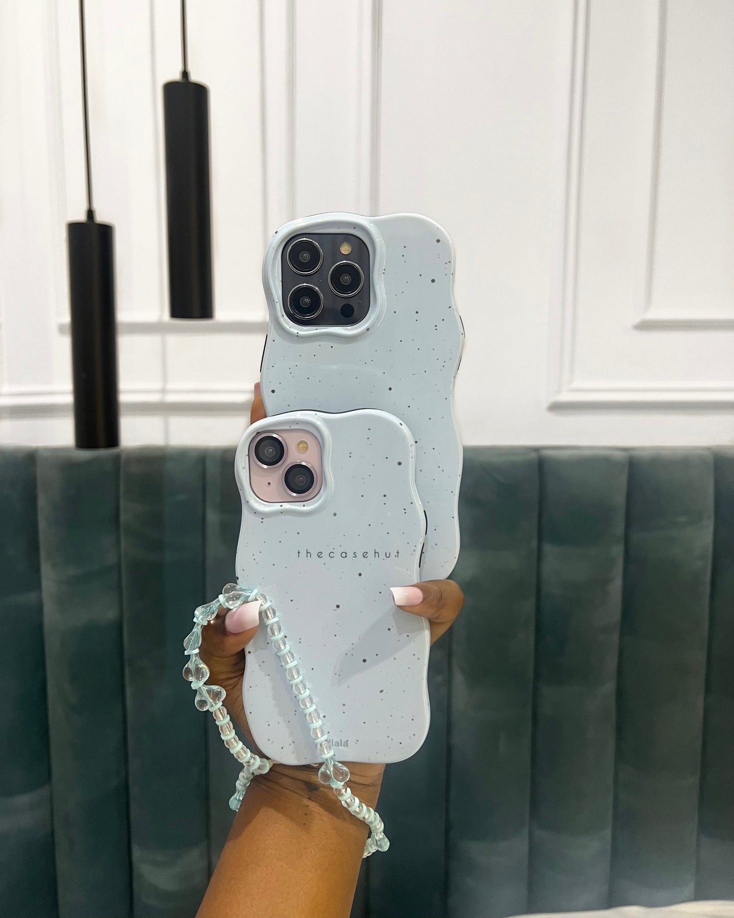 Blue Ink Dots Wavy Edge Phonecase