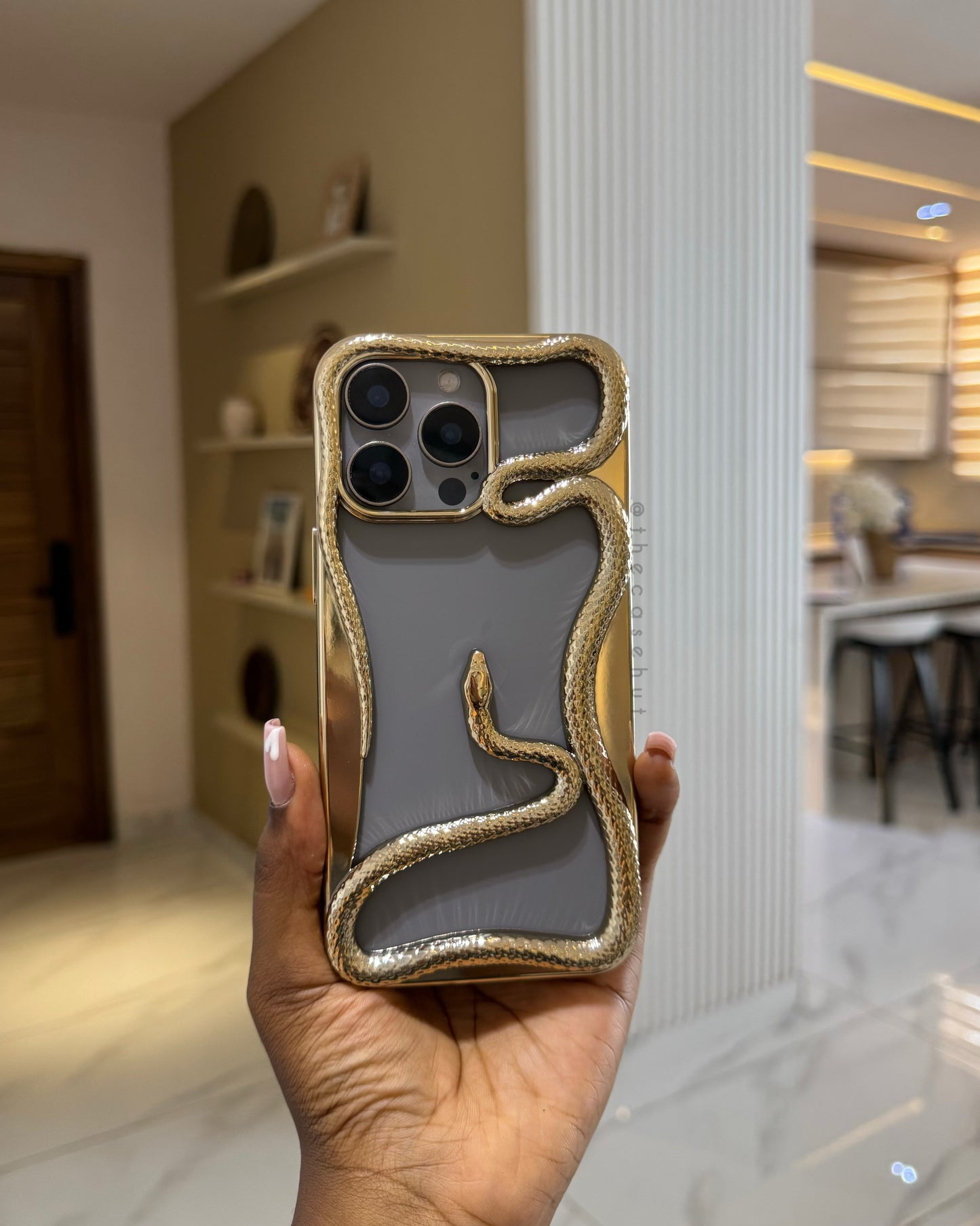 Gold Venom Hollow Case