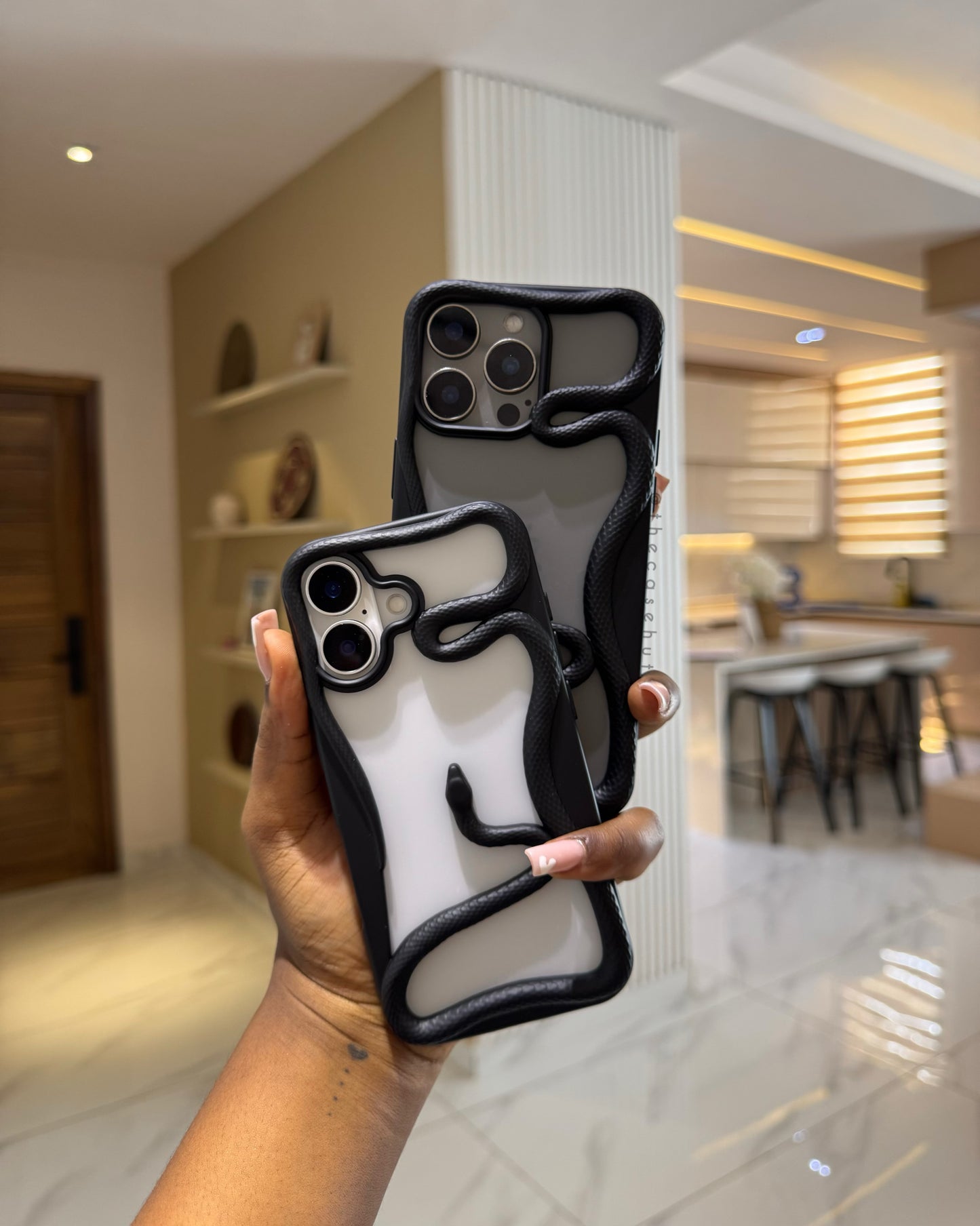 Black Venom Hollow Case