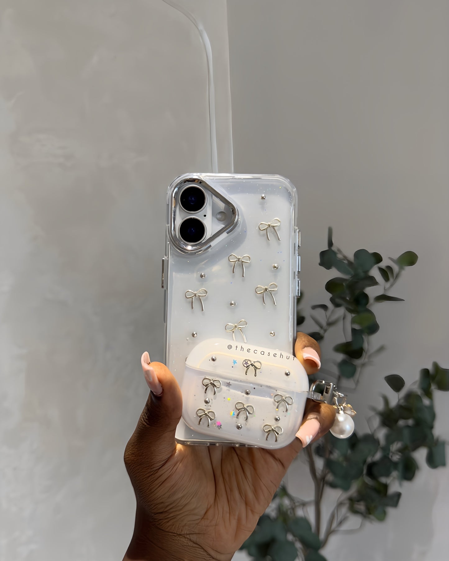 Studded Bow Airpods Case