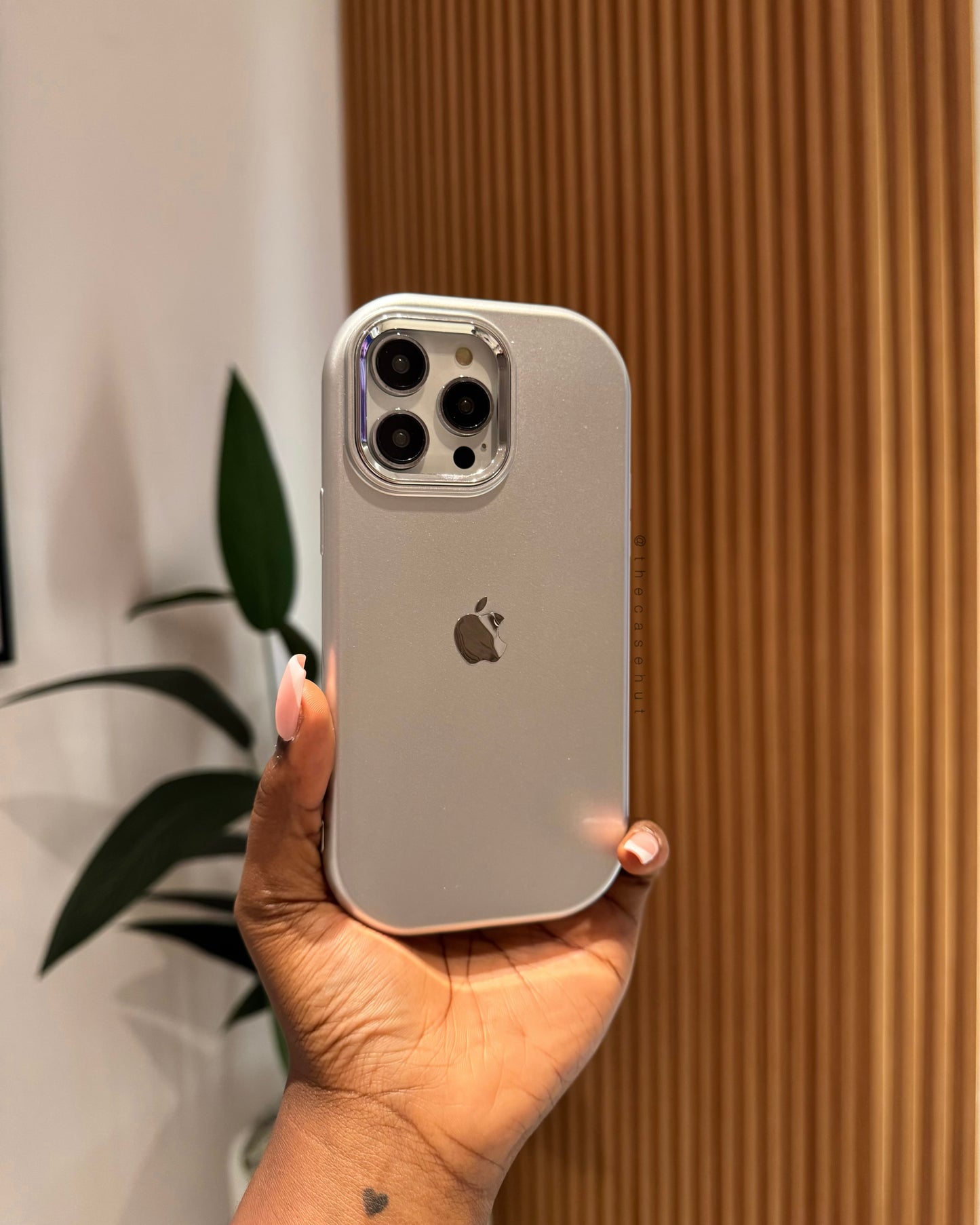 Sleek Oval Phonecase